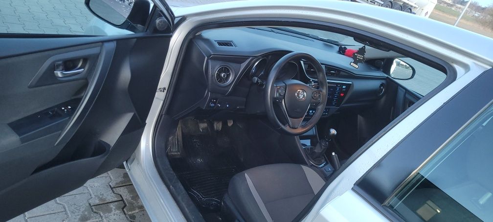 Toyota auris 1.4 d4d