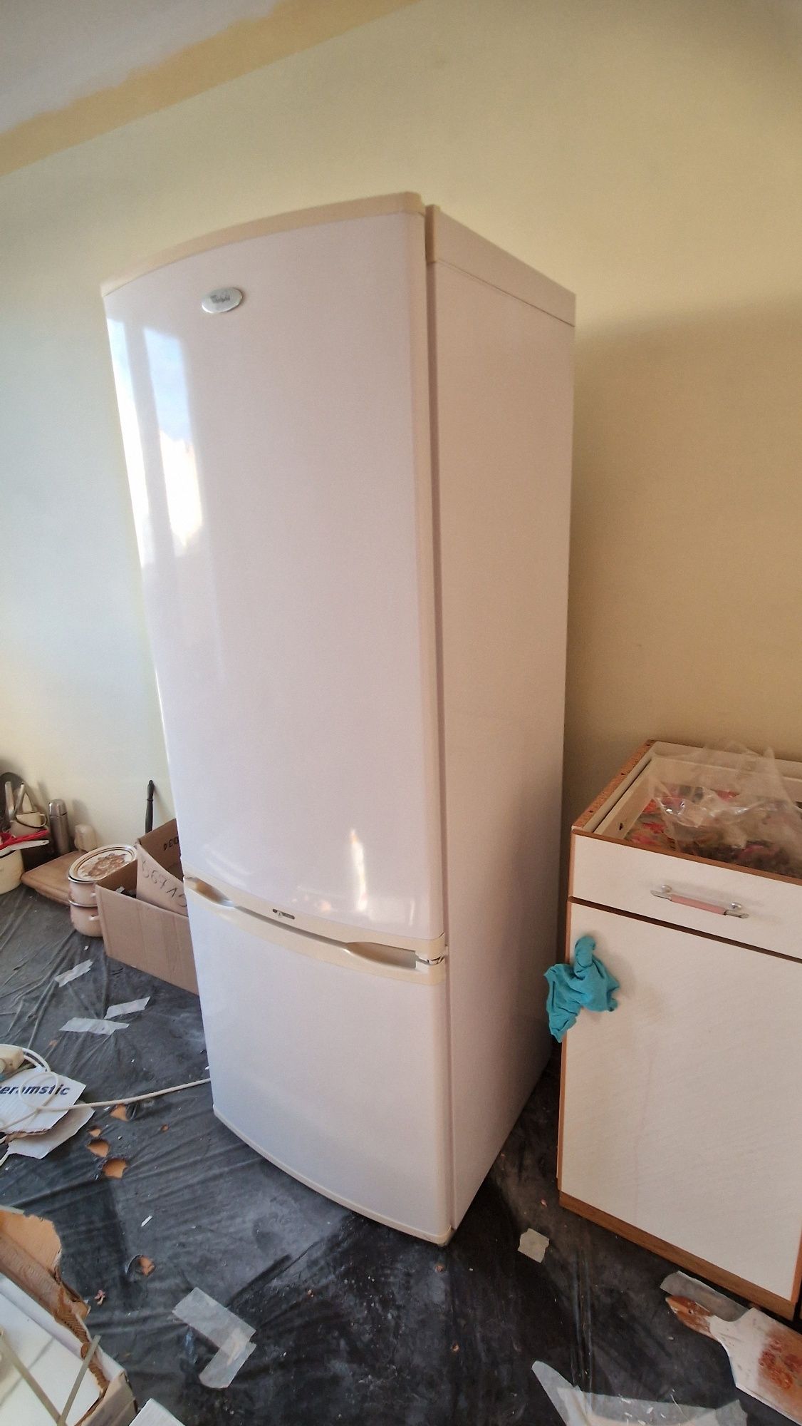 Lodówka z zamrażarką Whirpool 154cm bdb