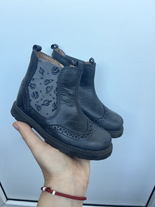 Черевики , ботинки дитячі 25 розмір