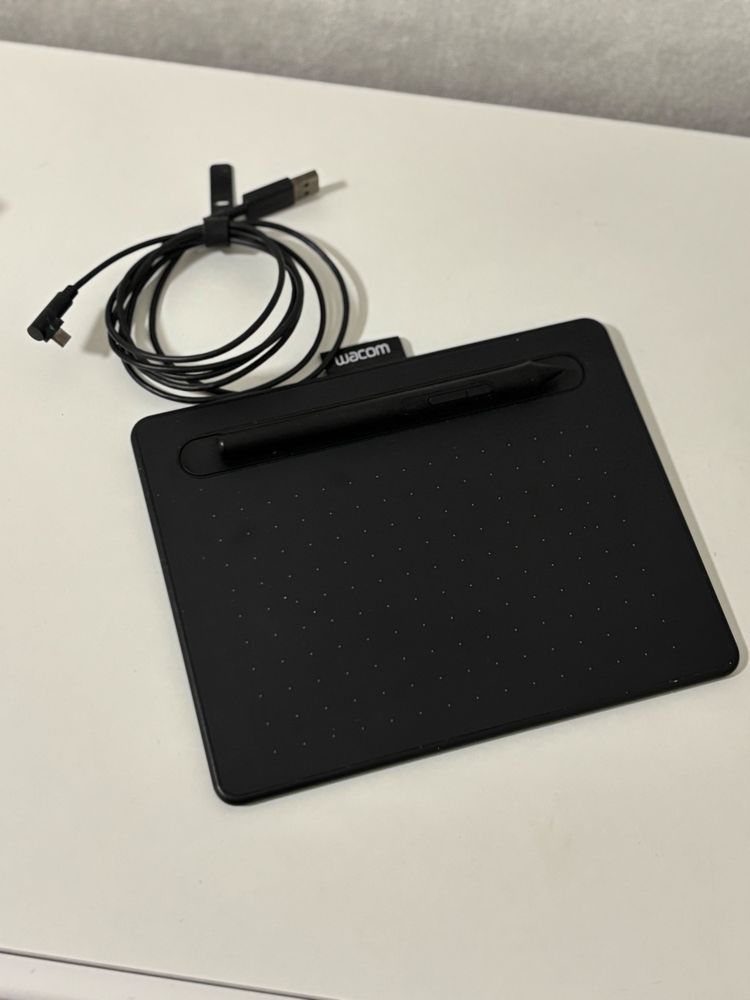 Графічний планшет Wacom Intuos S Black (CTL-4100K-N)
