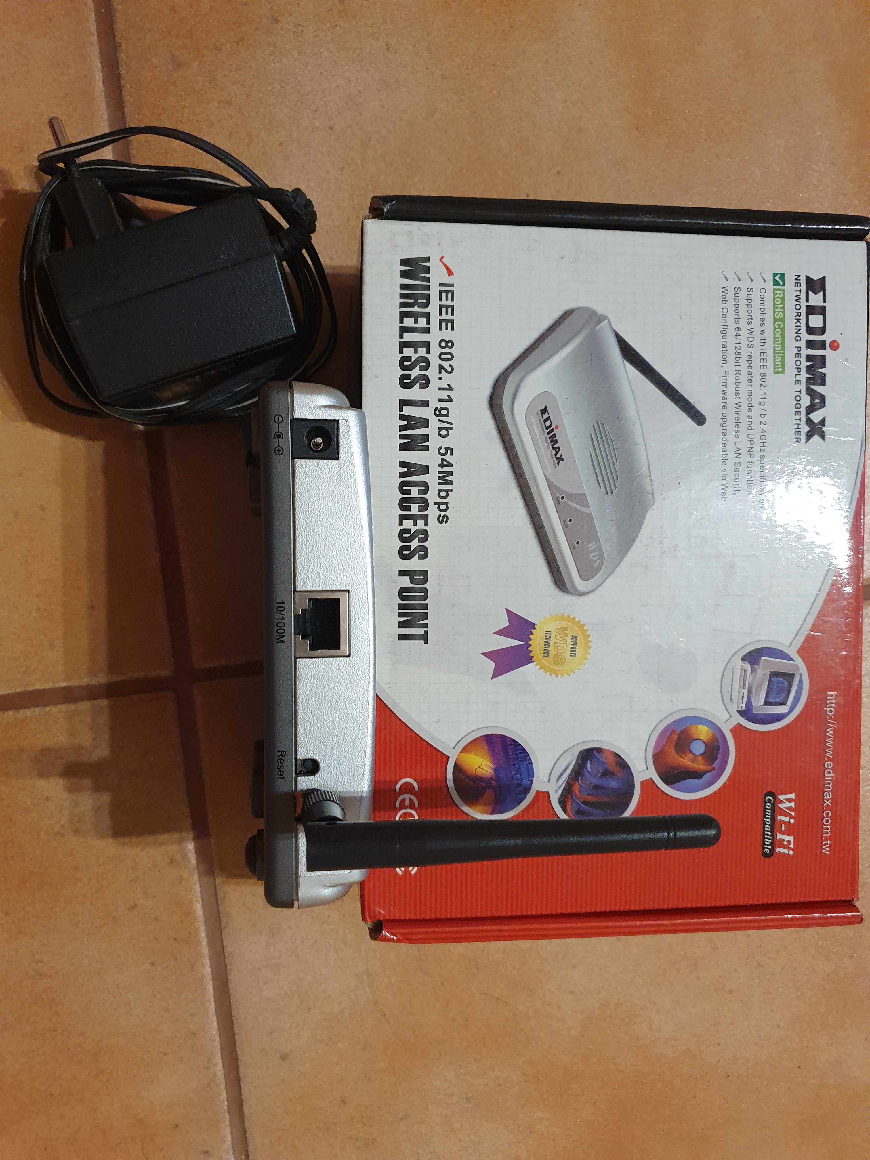 EDIMAX ruter i switch komplet