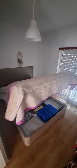Somier cama + Colchão + Cabeceira