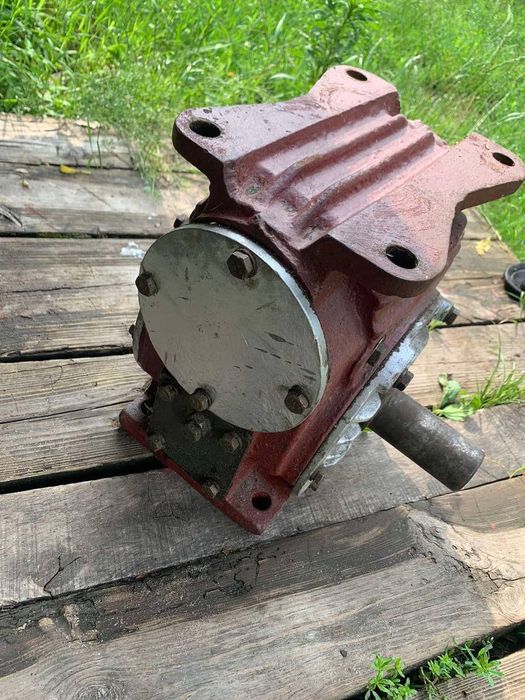 Редуктор ч 100 1:64