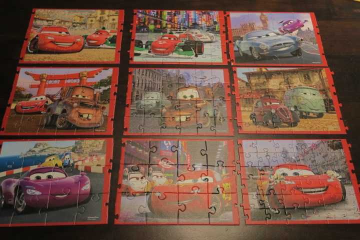 Puzzle Cars 9 obrazków (3x 12 el.; 3 x 24 el.; 3x 36 el.)