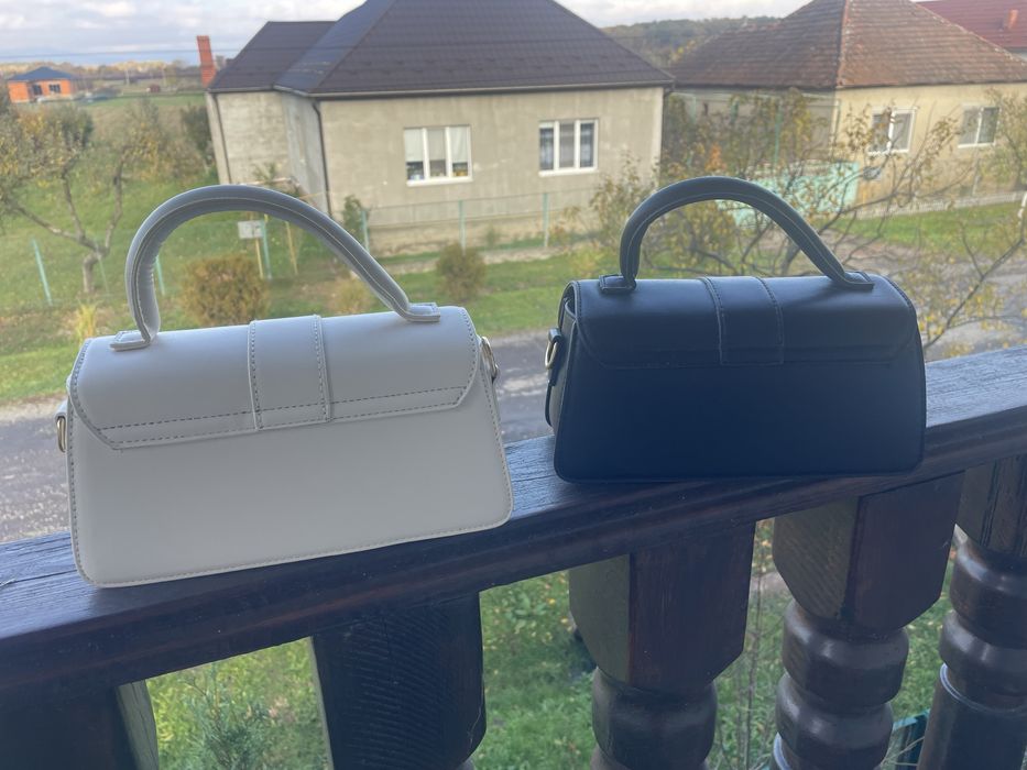 Сумка клатч. Чорна або молочна