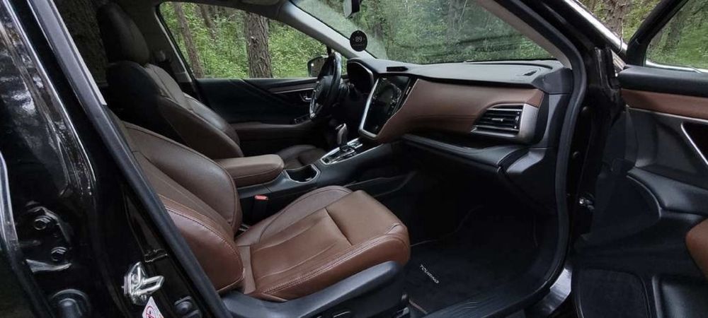 Продаю Subaru Outback 2.5 (2020)