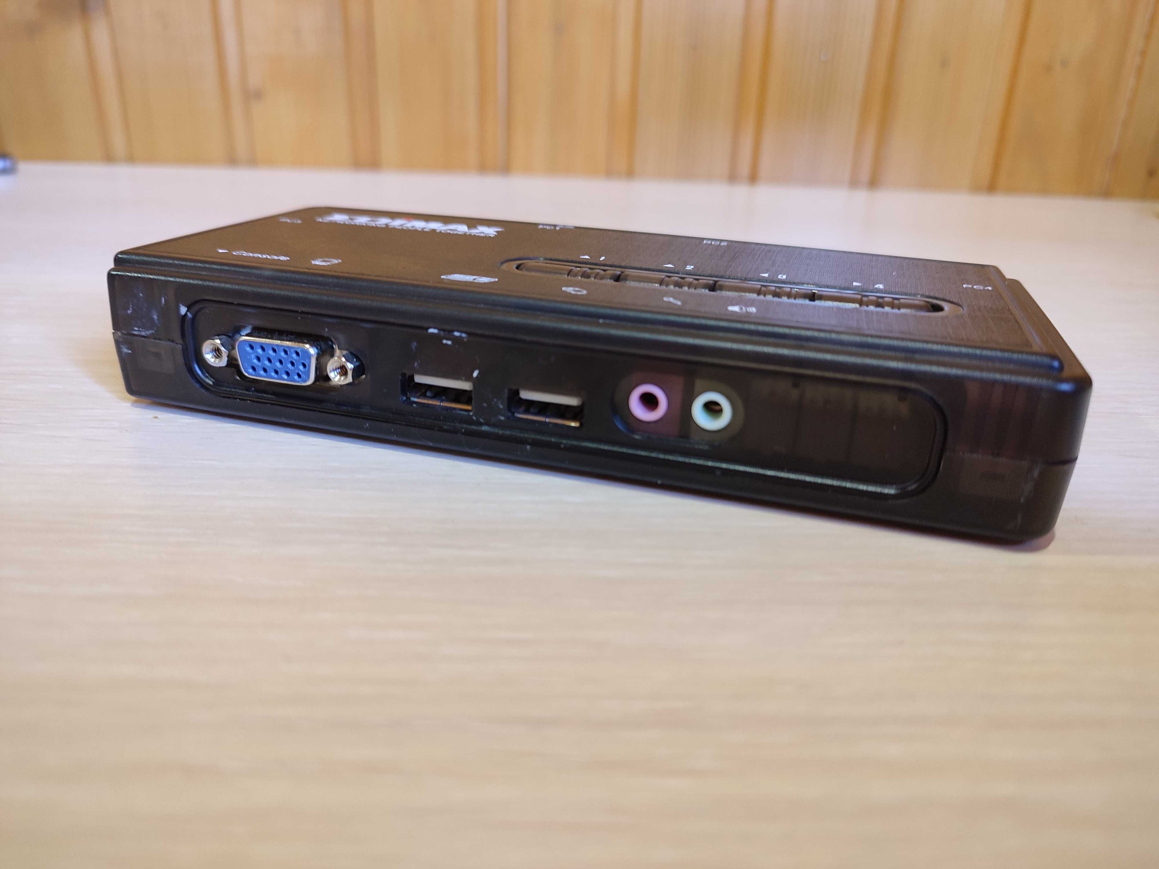 KVM-переключатель Edimax EK-UAK4 USB на 4 Пк