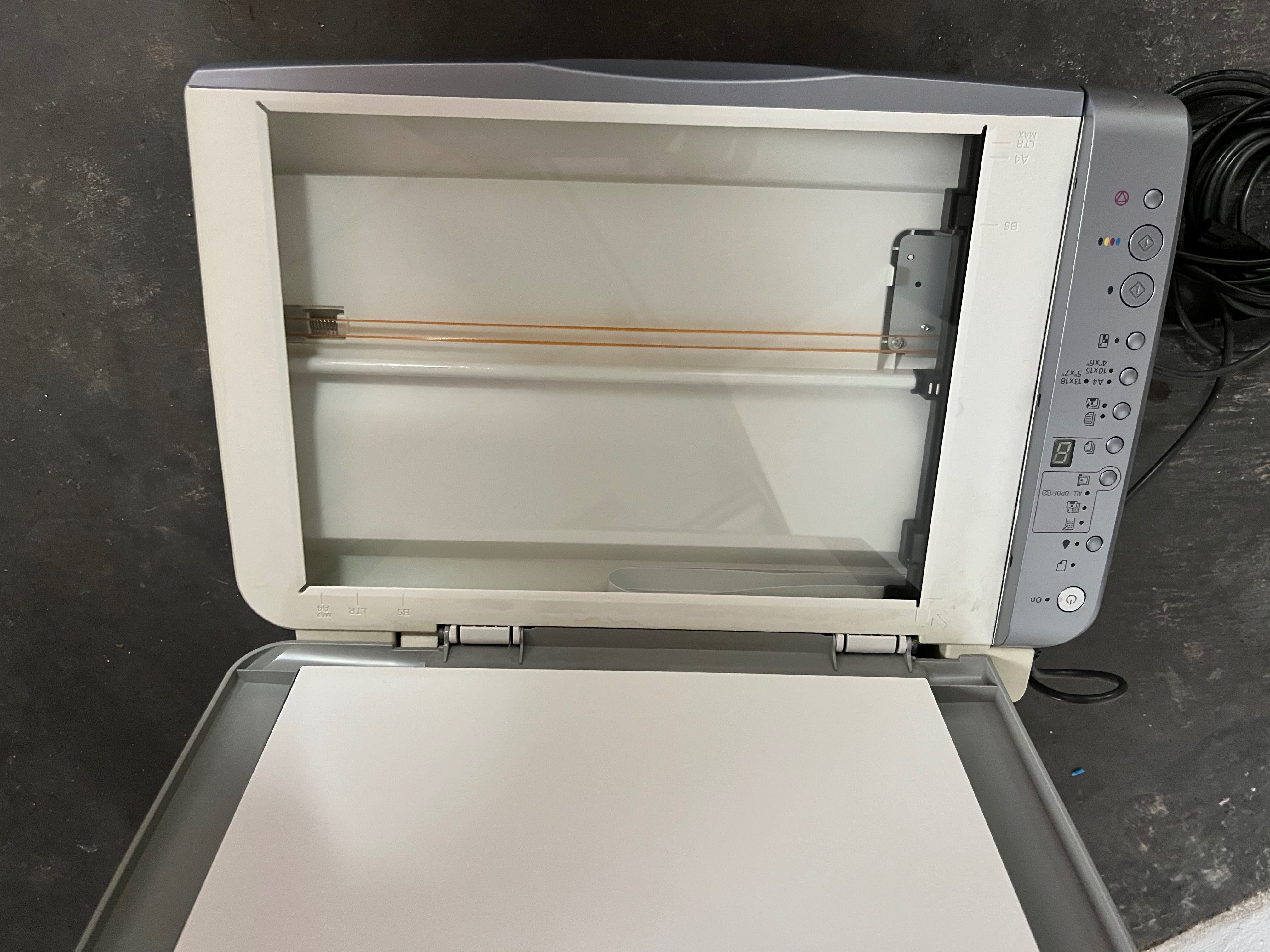 Impressora multifunções Epson Stylus DX4800 + tinteiros novos