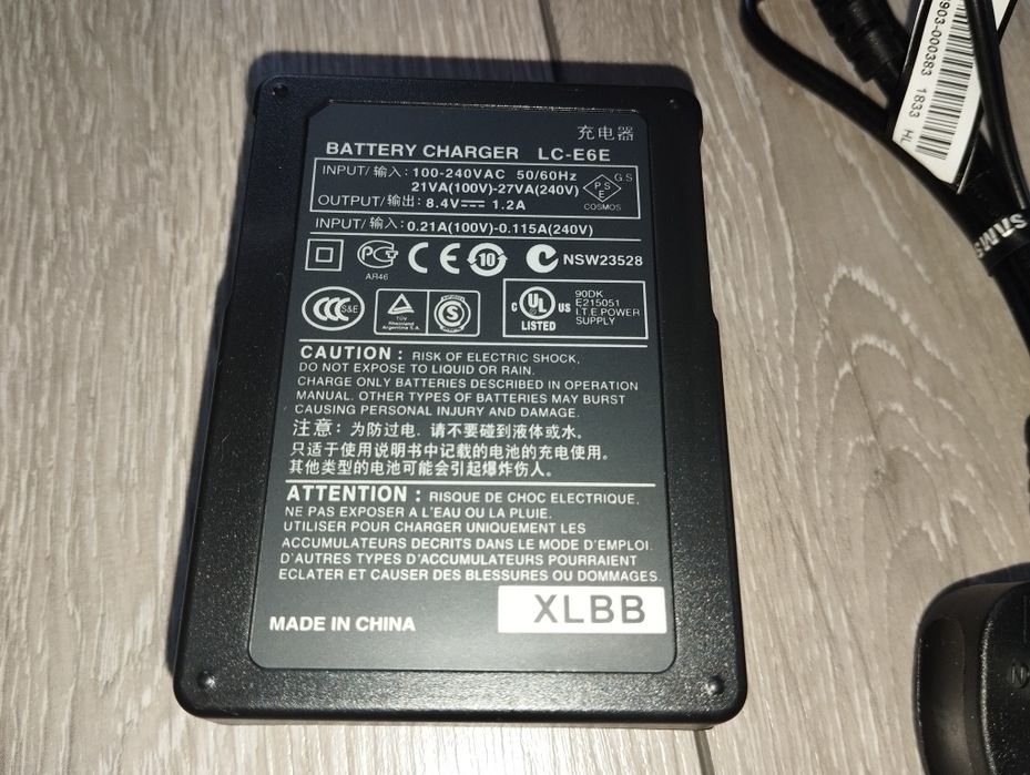 Ładowarka do akumulatorów Canon