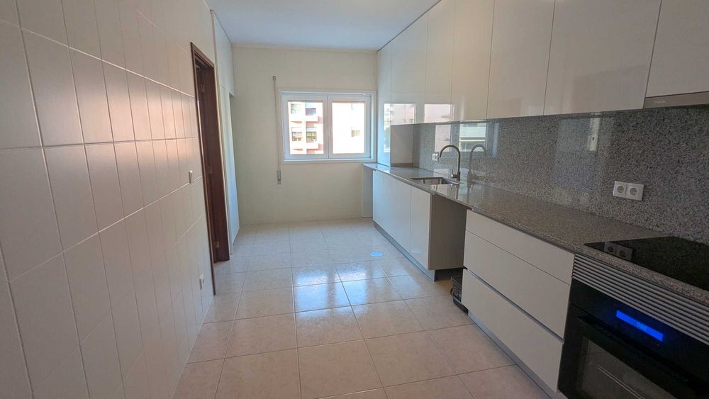 Apartamento T3 remodelado e pronto a habitar!