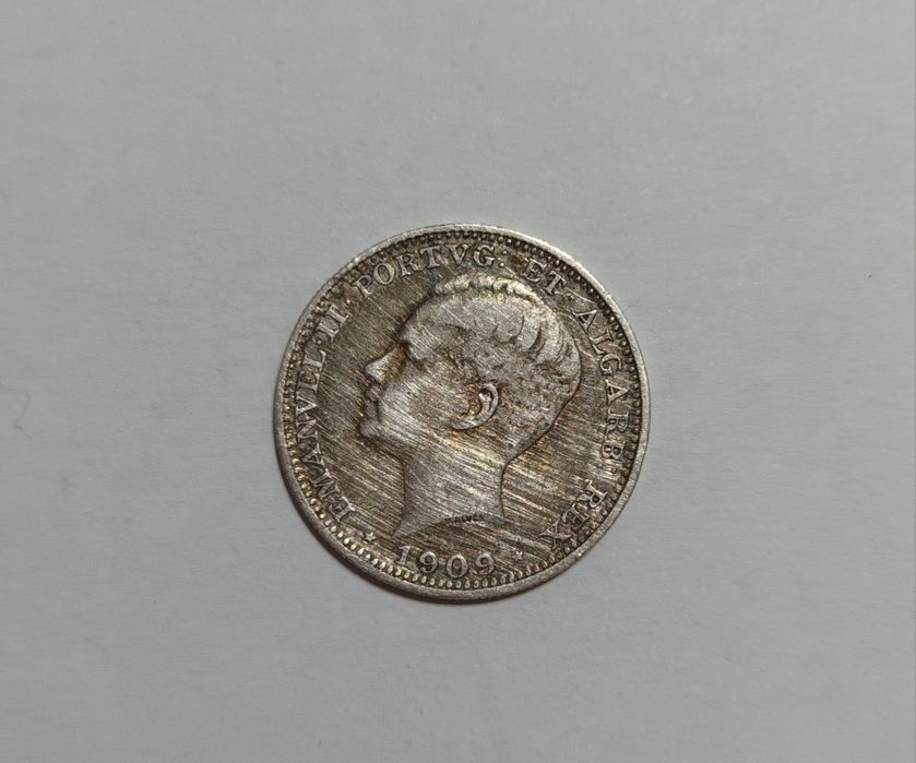 Moeda muito antiga de 200 Reis de 1909
