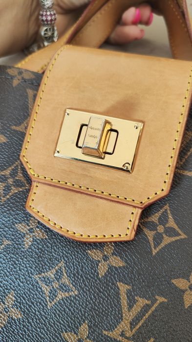 Torebka LV Louis Vuitton ze skóry