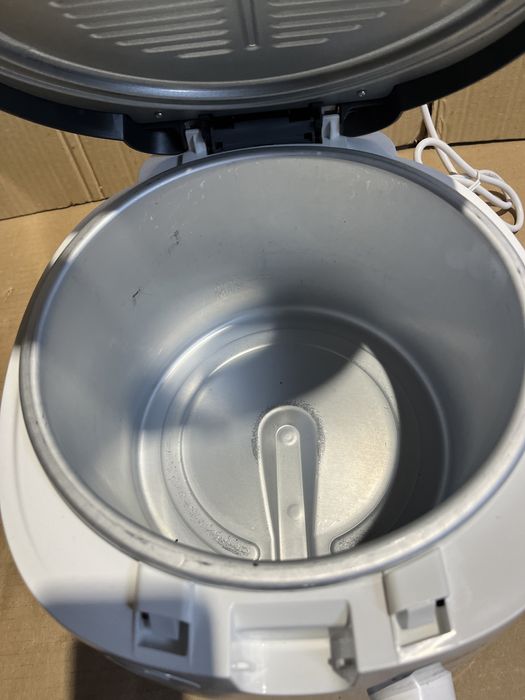 De'Longhi Frytkownica FS3021, regulowany termostat