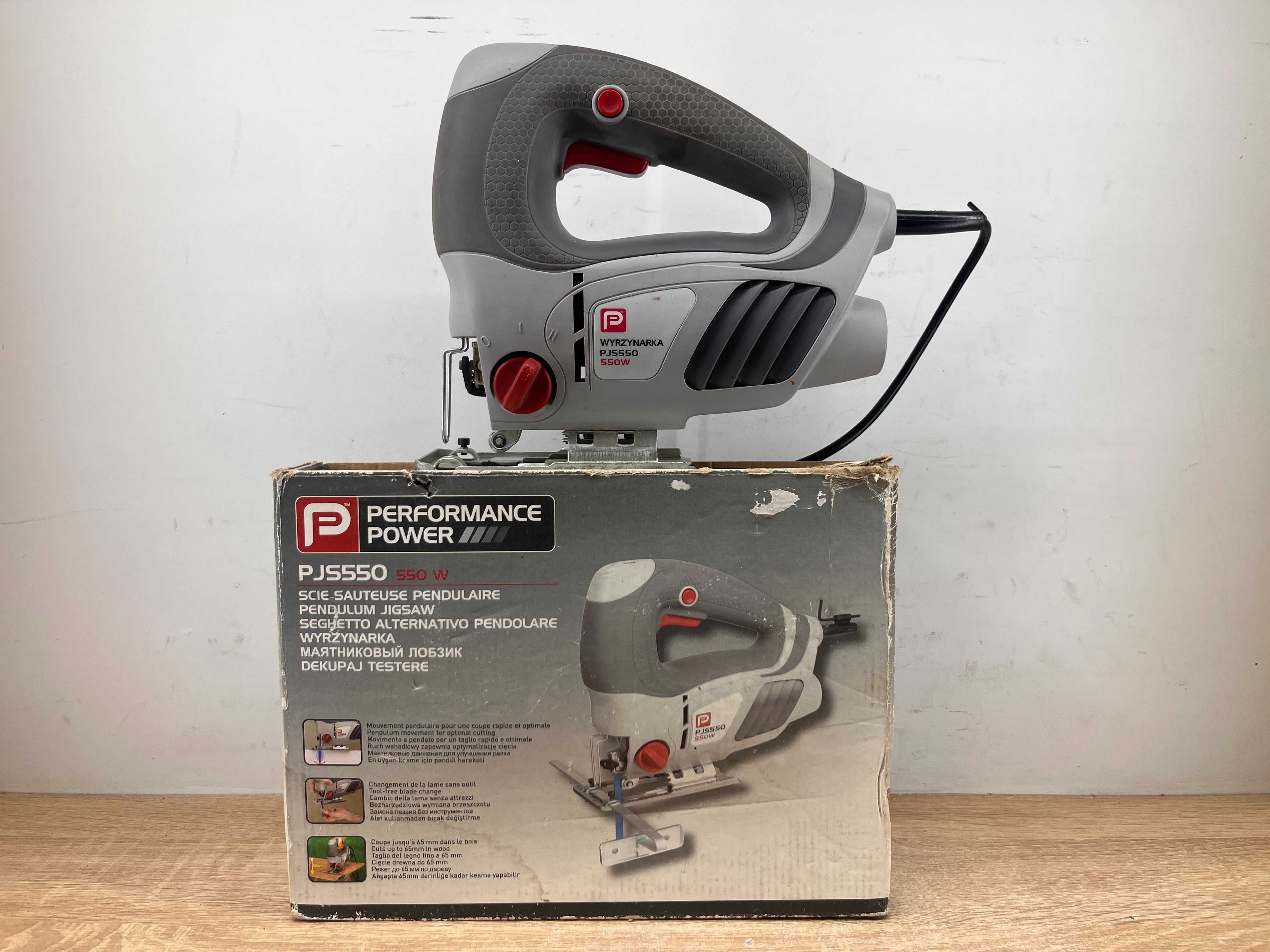 Wyrzynarka Performance Power 550 W zasilanie sieciowe