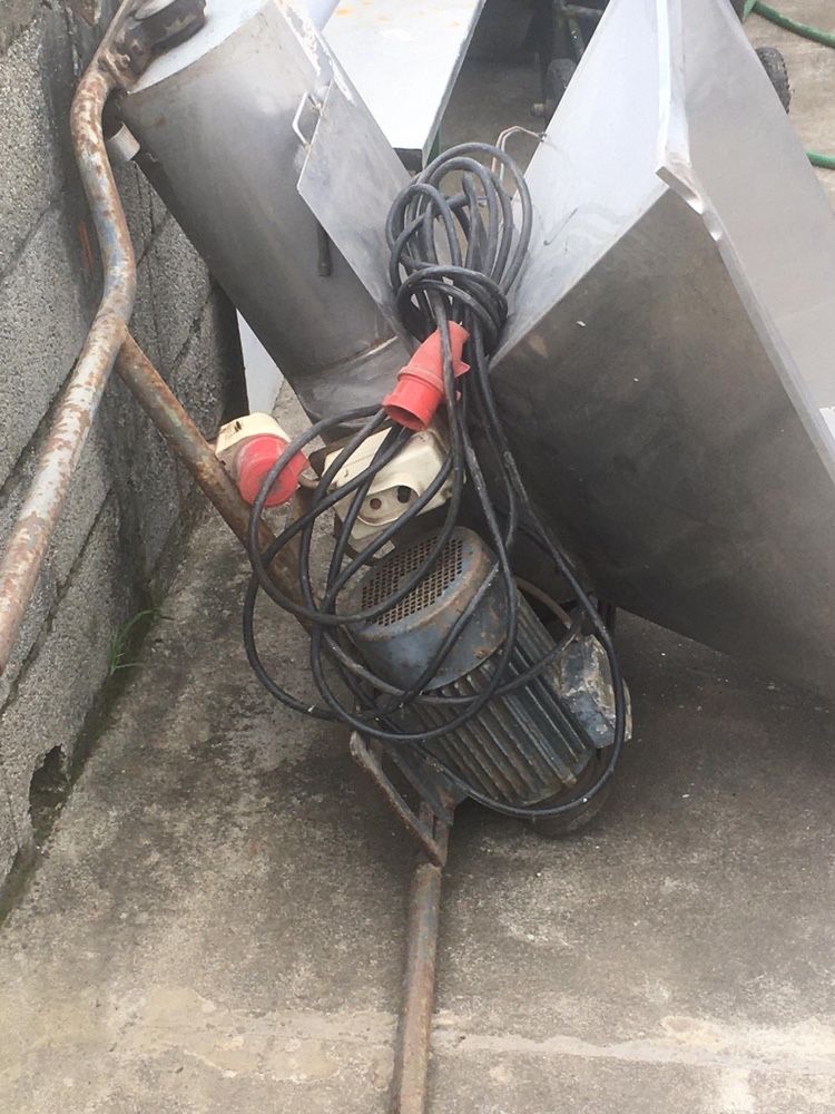 Vendo Ralador trifasico com 3 cv’s