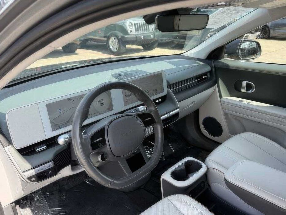 Hyundai Ioniq 5 SEL      2022