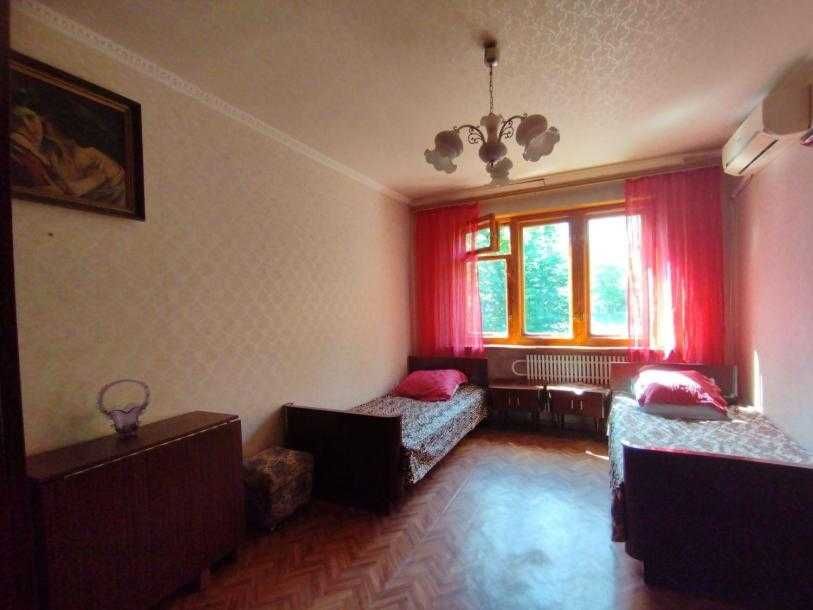 Продам 2к. кв. на проспекте Гагарина, Таврия