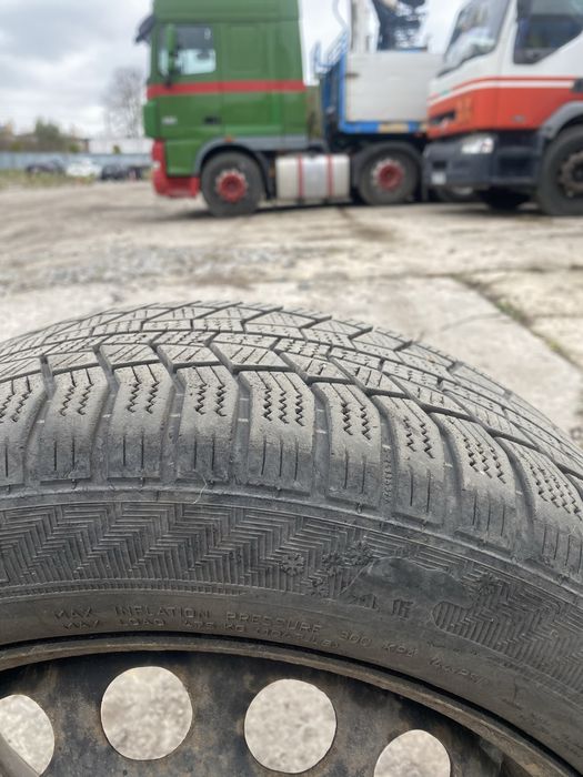 Диски з зимовими шинами