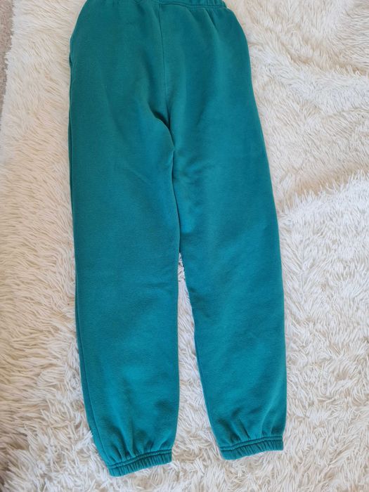 Dres dla dziewczynki na 152 cm.