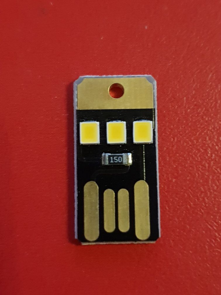 ЮСБ USB ліхтарик в павербанк