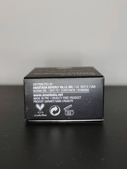 Pomada do brwi orginalna Anastasia Beverly Hills dipbrow soft brown br