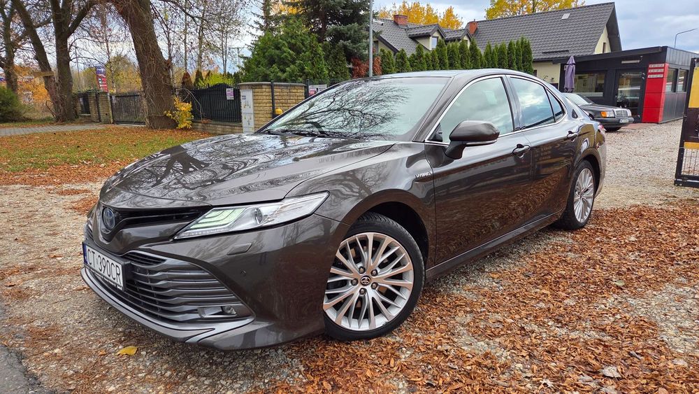 Toyota Camry 2.5 Hybrid FV 23% Salon PL Jasna Skóra Blisy Hand Free Navi Super Stan
