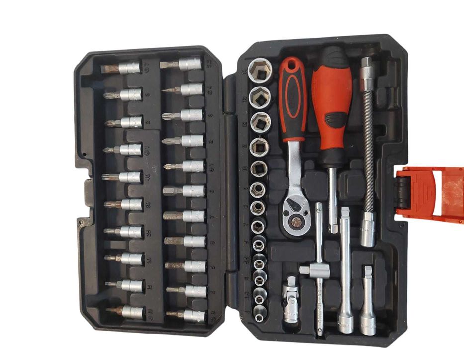 ZESTAW KLUCZY nasadowych Powerfix Profi 42 ELEMENTÓW / Cz-wa