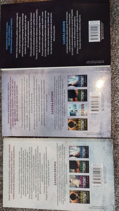 Zestaw 3 książek autorki Sandra Brown stan BDB