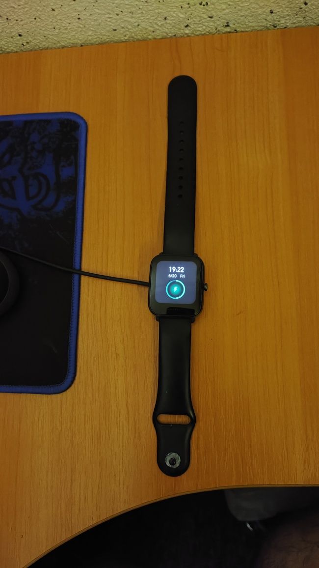Фитнес часы Amazfit_bip_u