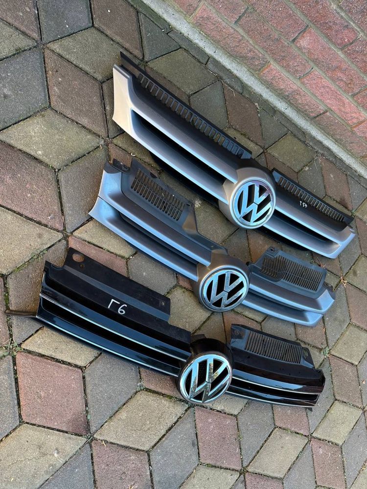 Решітка бампера передня VW Volkswagen Golf 5 Golf 5 + Plus
