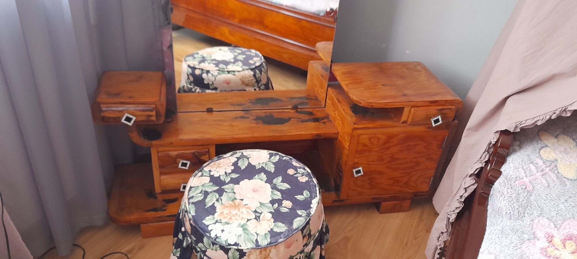 Toaletka zabytek prl art deco zabytkowa