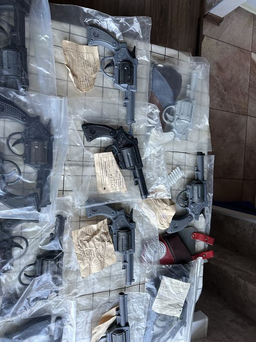 Ігрушка ссср Пістолет Револьвер