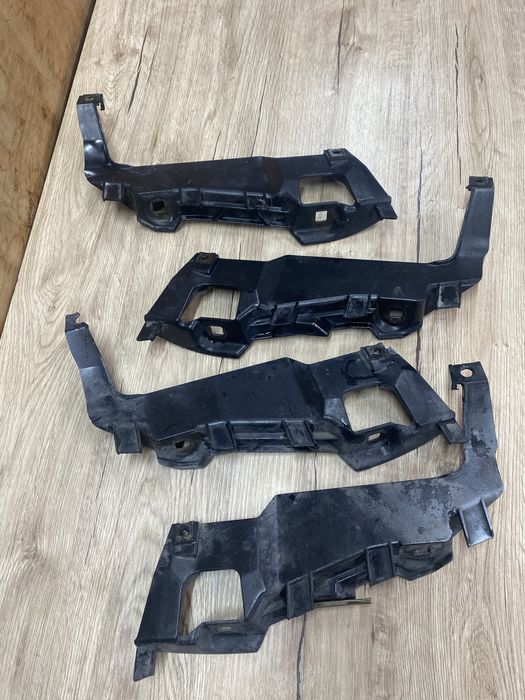 Кронштейн під фару Бмв е39 рестайлінг