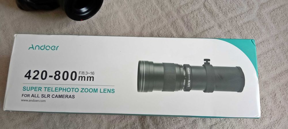 Obiektyw zmiennoogniskowy 420-800 mm
F8,3 Nikon