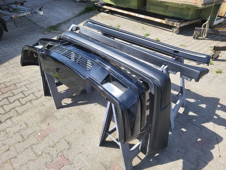 E34 AMG Look Bodykit do Mercedesa W124