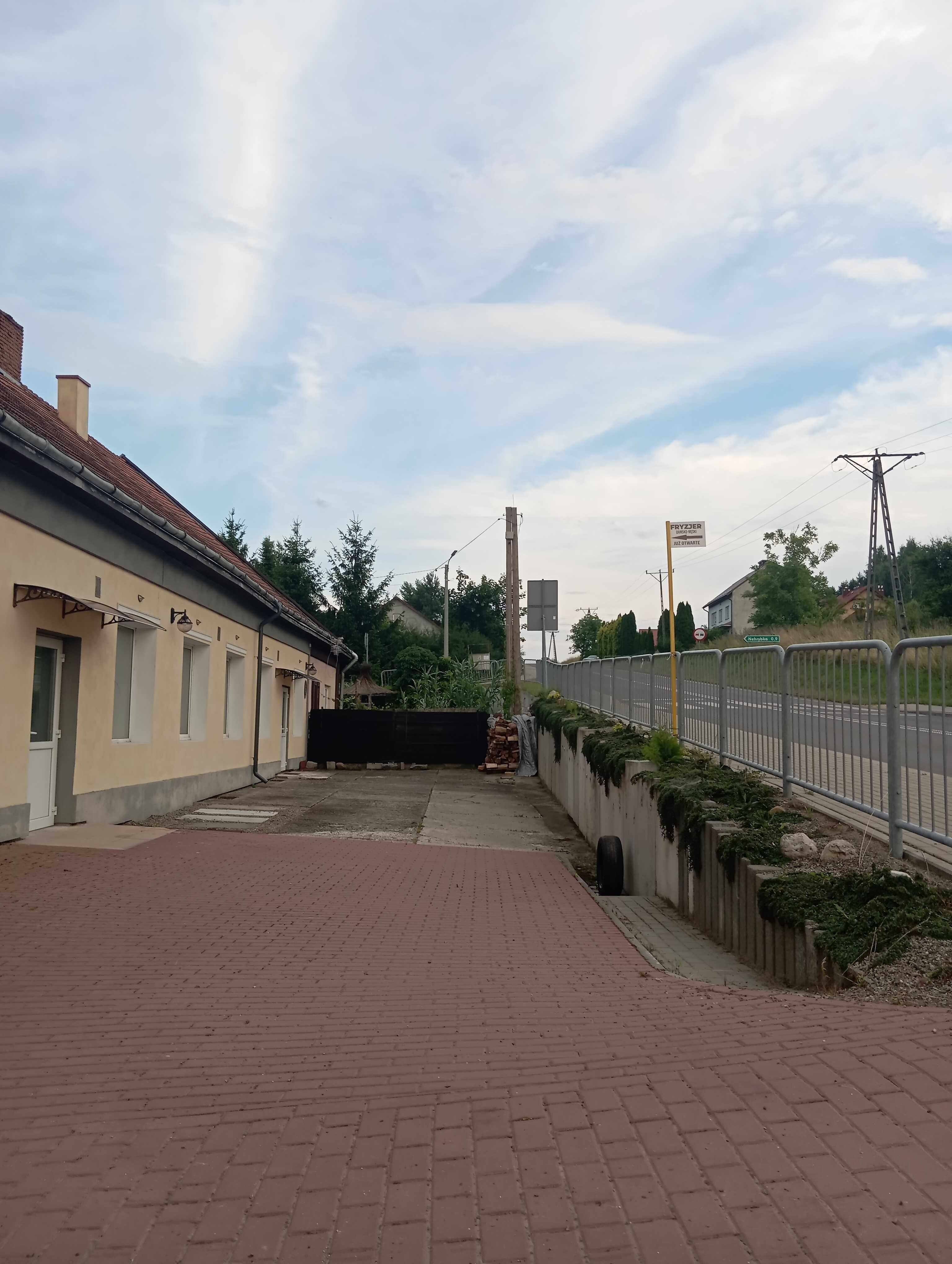 Lokal 40 m2. Doskonała  lokalizacja