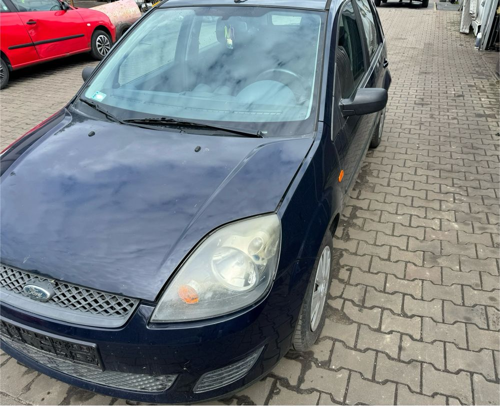 Ford Fiesta MK6 części silnik 1.4 tdci maska koła licznik lampy