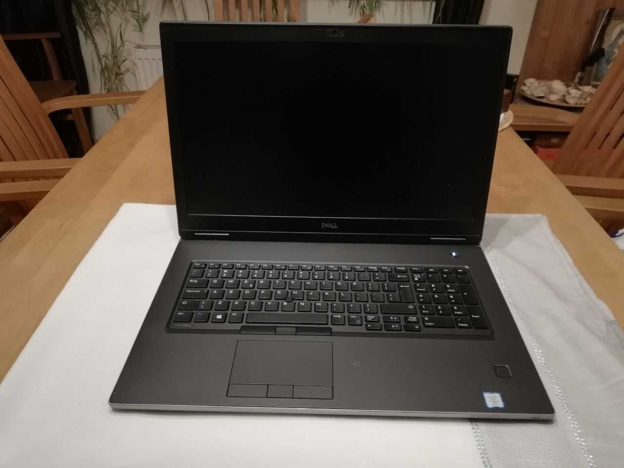 Sprzedam Dell Precision 7740 RTX5000 i7-9850H 32 1 tb ssd