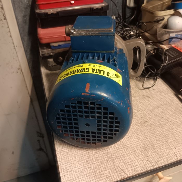 Silnik elektryczny 750W