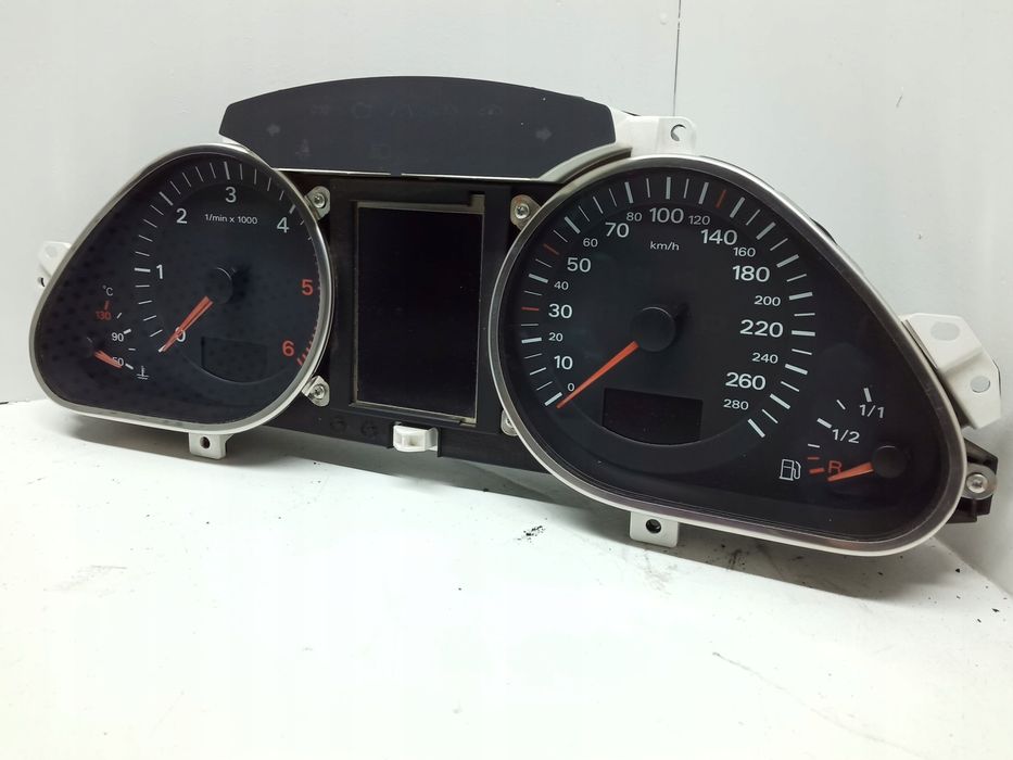 Audi A6 C6 3.0 TDI 2004-2011 Licznik Zegary Europa