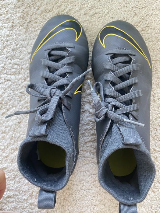 Chuteiras Nike 34