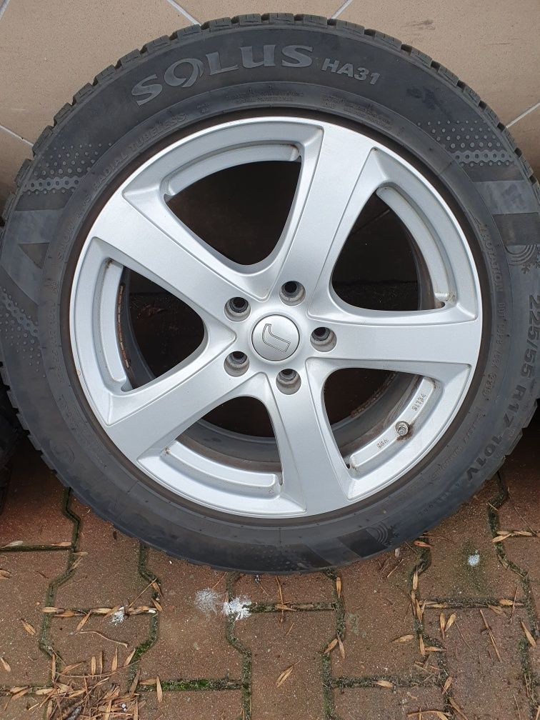 Felgi 17" Audi Skoda Bmw X1 5x112 Et48+225.55.17  Wielosezonowe