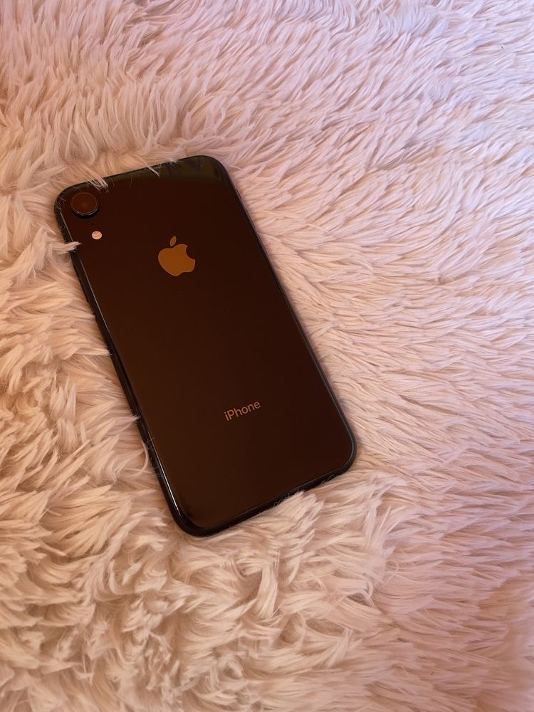 iPhone XR 128GB black