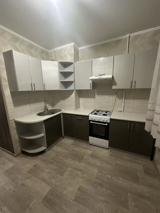 Здам квартиру на Критому ринку