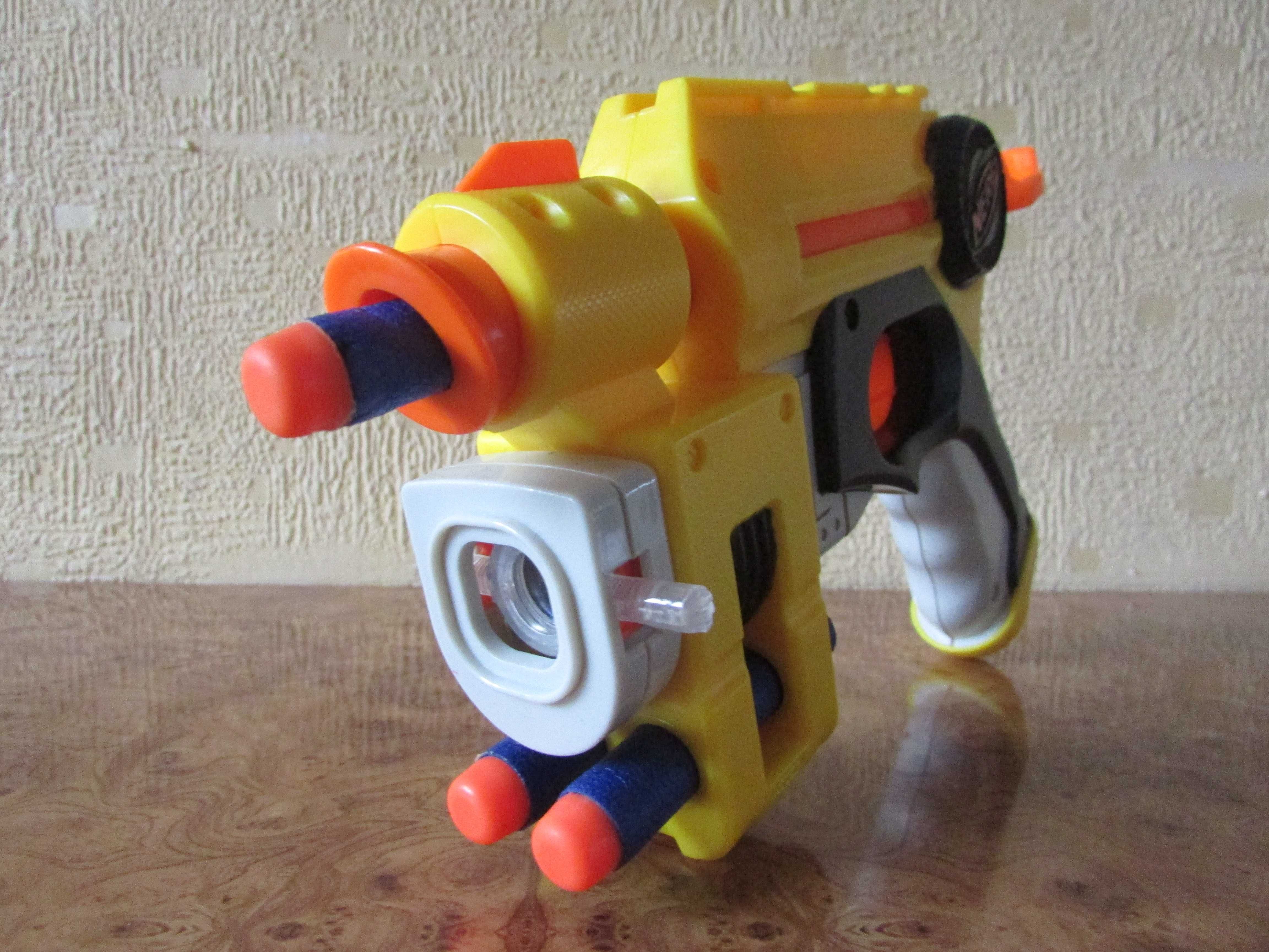 Pistolet (wyrzutnia) NERF NITE FINDER EX-3