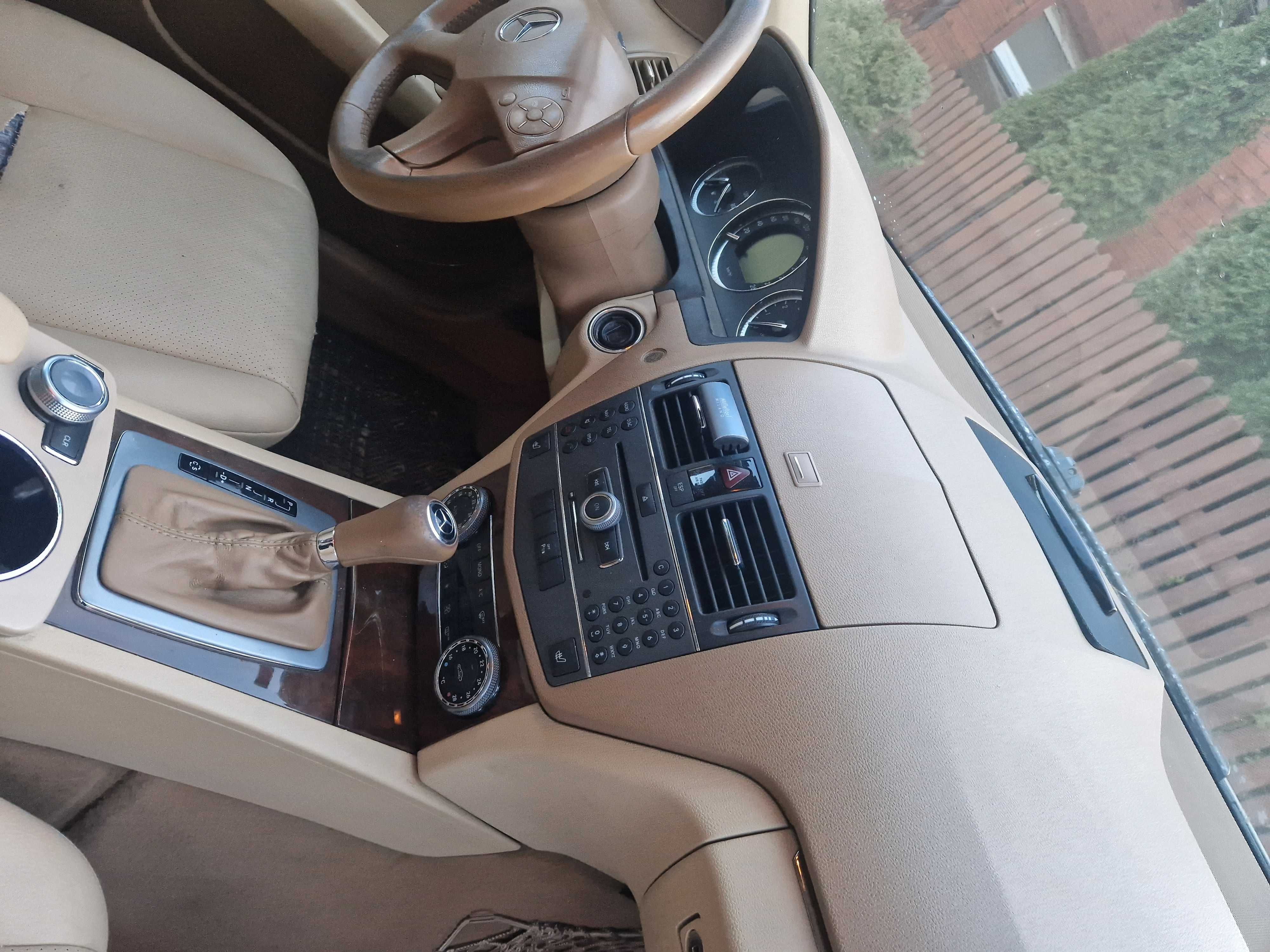 Mercedes w204 c300