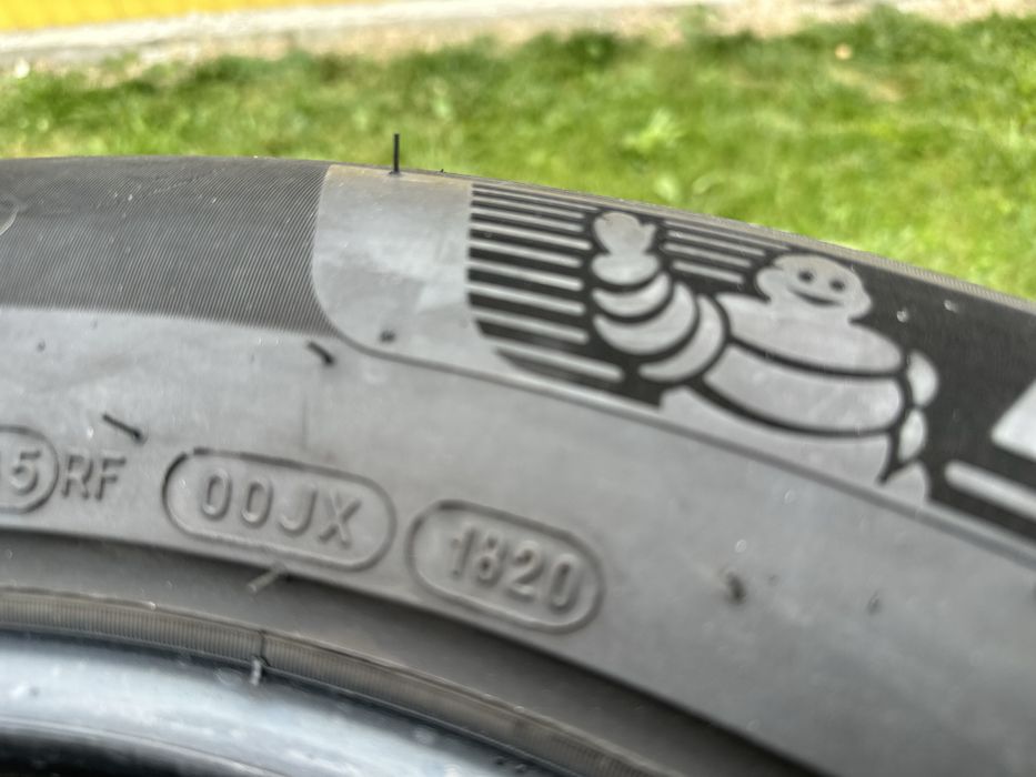 Зима шип 275/50 R20 Michelin X-ice North 4 SUV