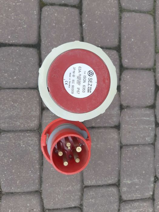 Gniazdo i wtyka 63A