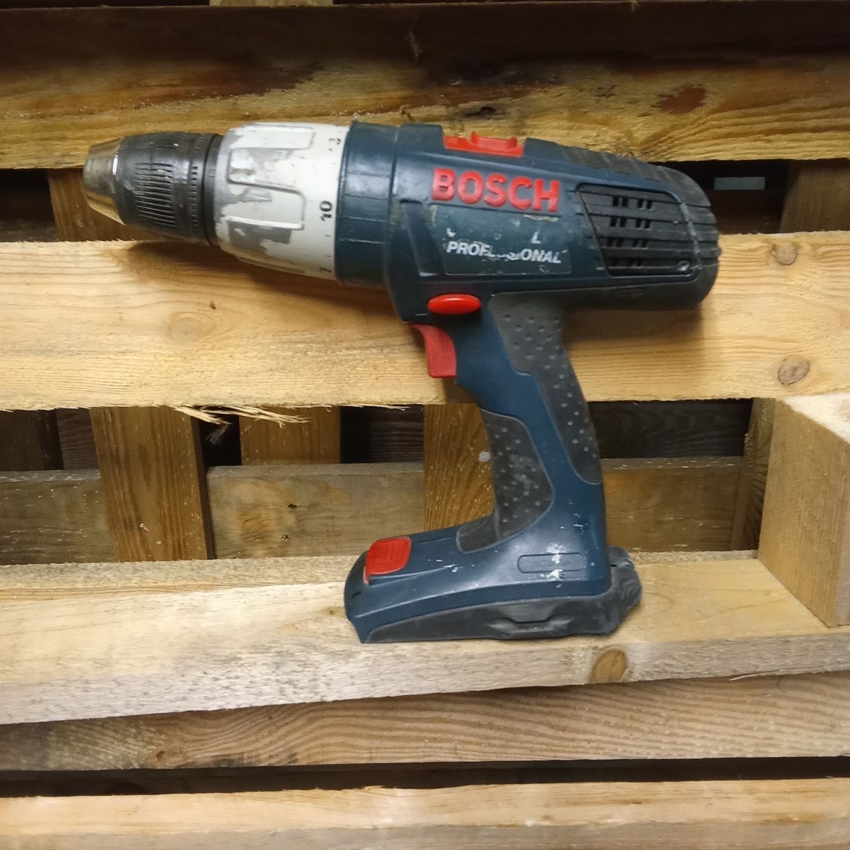 Wiertarko-wkrętarka Bosch 18 v do remontu