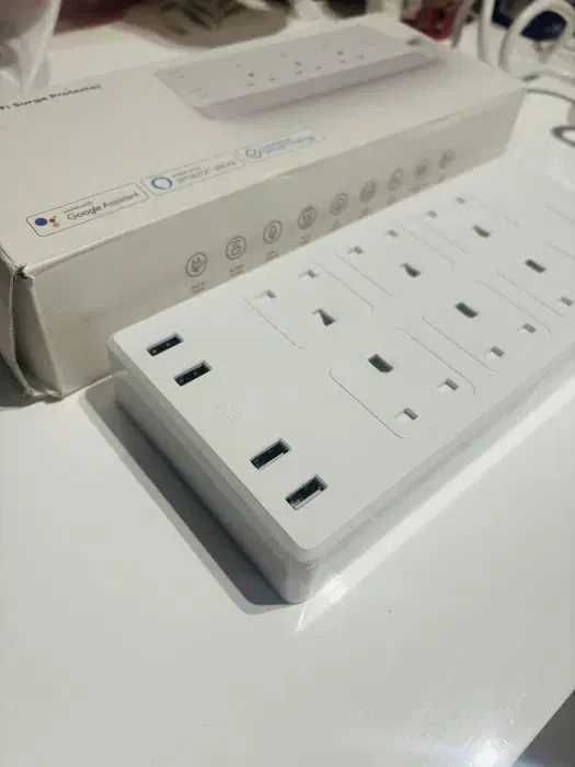Przedłużacz angielski Meross z USB, smart wi-fi Alexa Google